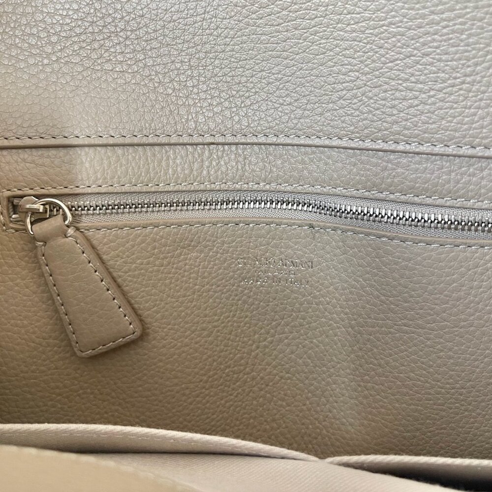 Giorgio Armani Le Sac NEW Leather Tote - Picture 10 of 15